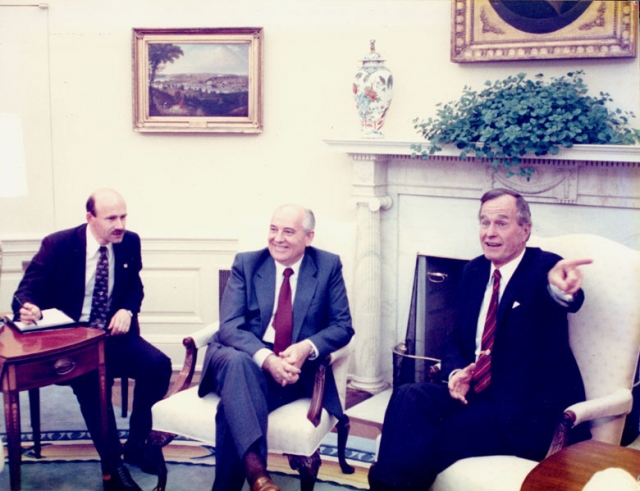 Саммит 1990 года в Вашингтоне. Саммит 1990 года в Вашингтоне.